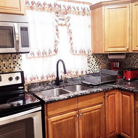 Central Upscale New Kingston Apt With Pool エクステリア 写真